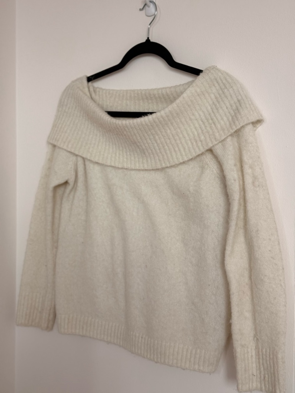 Primark Women's Off-Shoulder Ivory Sweater